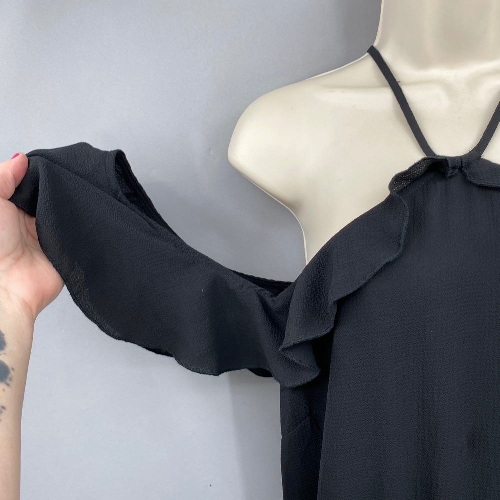 Lulus Ruffle Halter Open Backā Romper Womens XL Black Off The Shoulder Ruffle - Picture 2 of 11